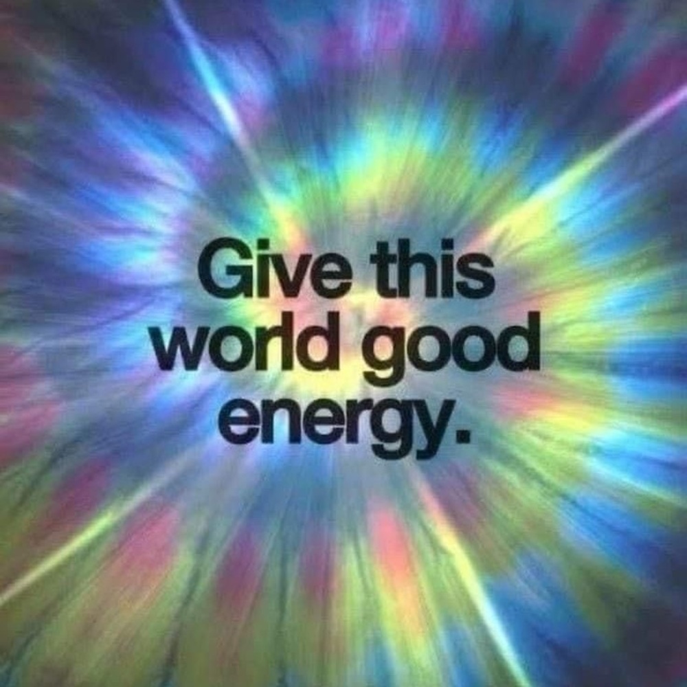 NWT Universal Thread, Boyfriend Vintage Stretch Size 20w blue & white striped.